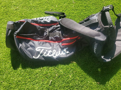 TITLEIST STA DRY LIGHT GOLF CARRY STAND BAG - MINT CONDITION