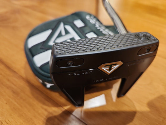ODYSSEY TOULON DESIGN LAS VEGAS  PUTTER - MINT CONDITION