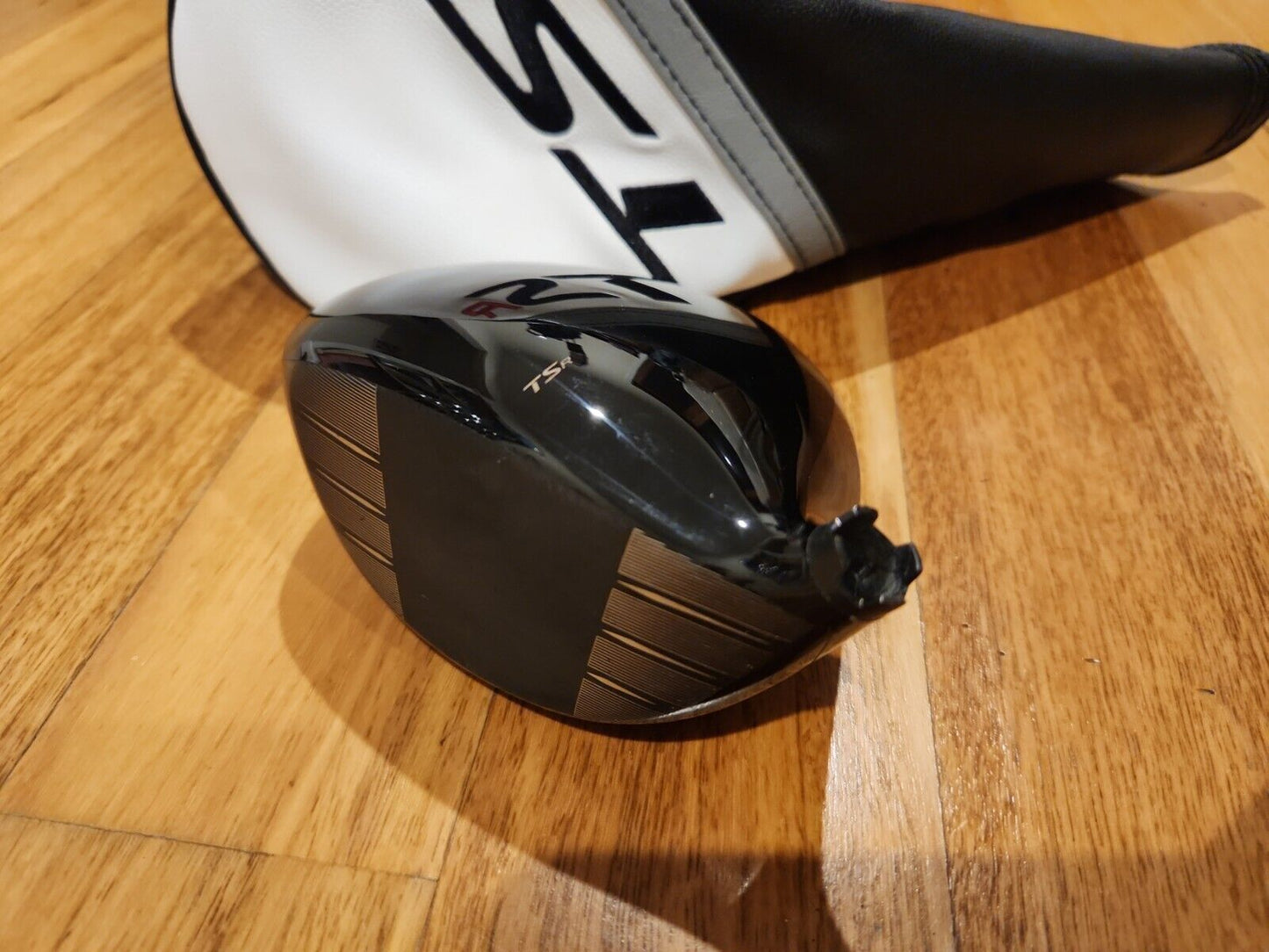 TITLEIST TSR2 9.0° - EXCELLENT CONDITION- DRIVER HEAD