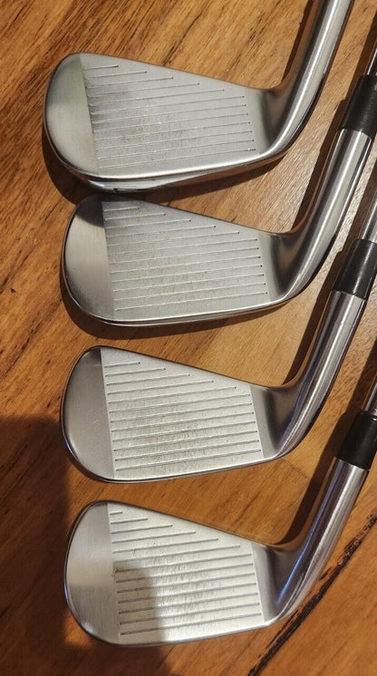 TITLEIST T100s 4-PW IRONS - Dynamic Gold AMT S300 STIFF Shafts