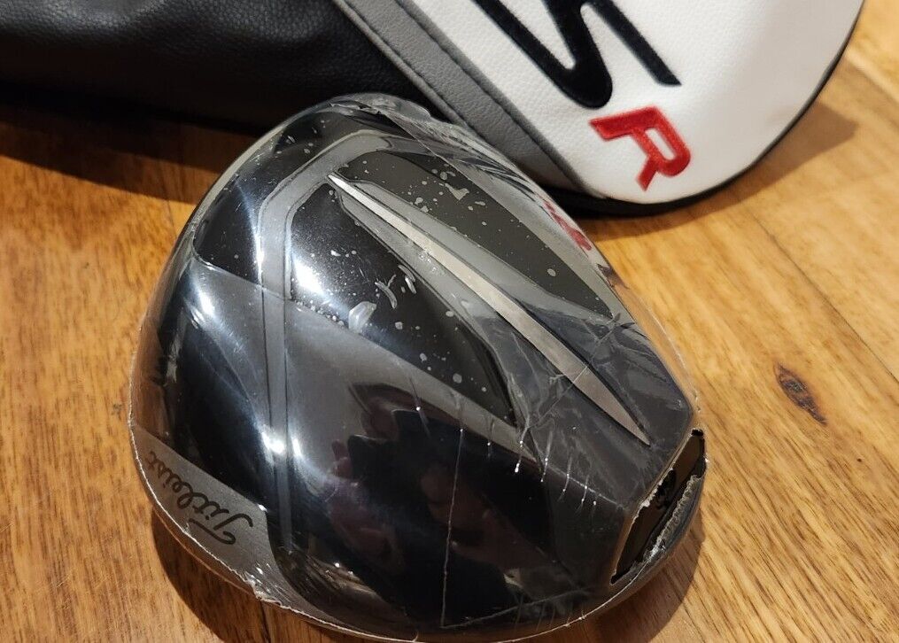 TITLEIST TSR1 10.0° - MINT CONDITION - DRIVER HEAD ONLY