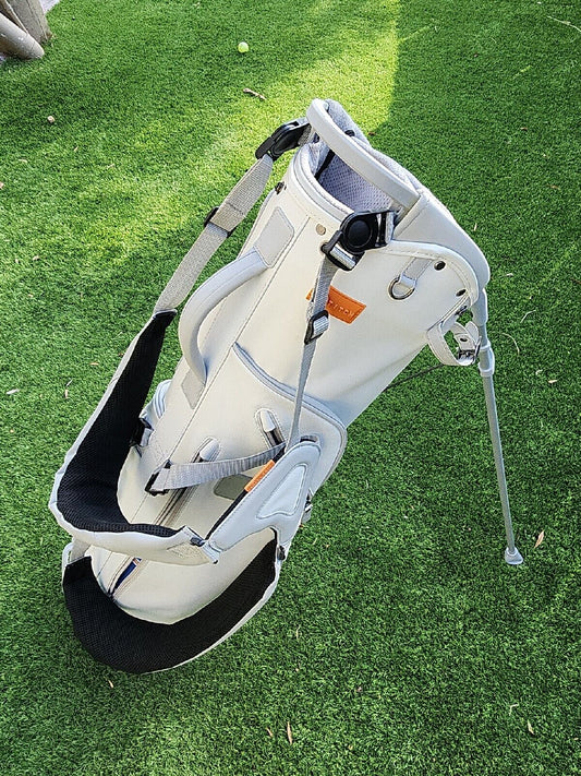 STITCH GOLF CARRY STAND BAG - EXCELLENT CONDITION