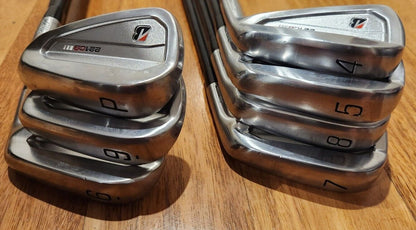 BRIDGESTONE 221 CB FORGED IRONS 4-PW - LA GOLF GRAPHITE SHAFTS